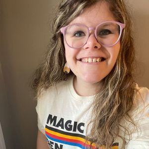 Meet your Posher, Abbie